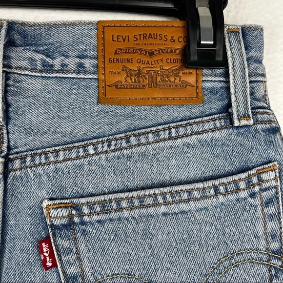 LEVI’S Button Front Mini Skirt in Blue, 100% Cotton, Raw Hem, Size 24 - Picture 3 of 7